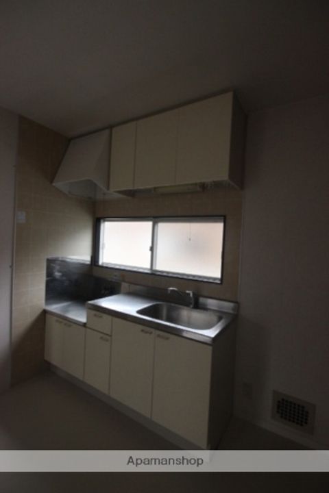 広島県安芸郡府中町みくまり3丁目の賃貸アパート101のキッチン