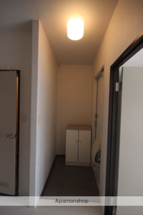 広島県安芸郡府中町みくまり3丁目の賃貸アパート101の玄関