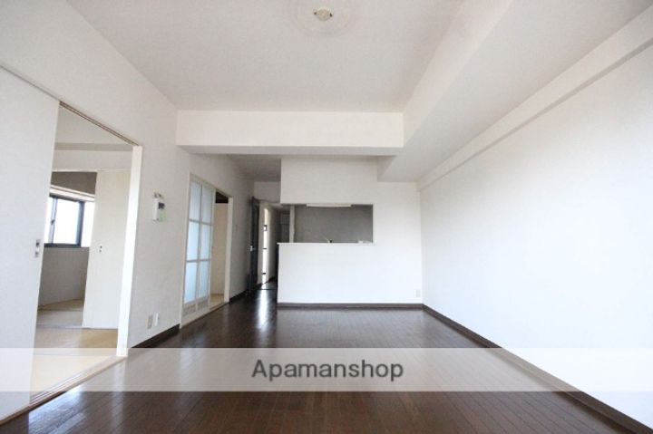 広島県広島市西区井口5丁目の賃貸マンションの居間