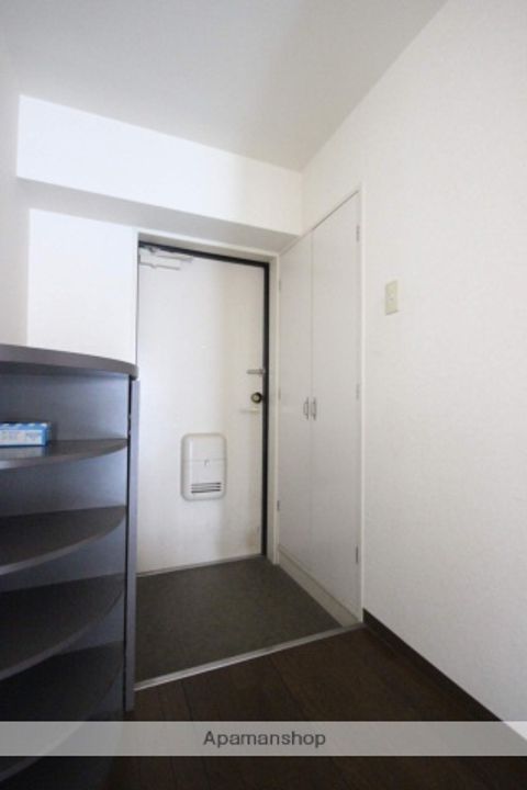 広島県広島市西区井口5丁目の賃貸マンションの玄関