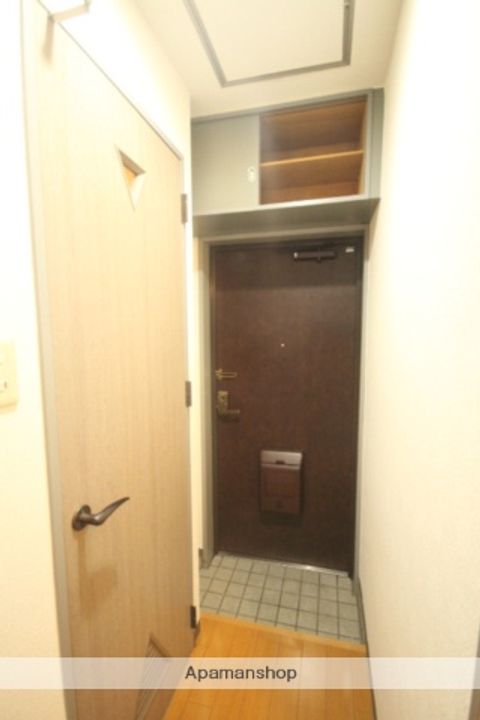 広島県広島市西区天満町の賃貸マンションの玄関