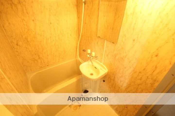 広島県広島市西区天満町の賃貸マンションの風呂