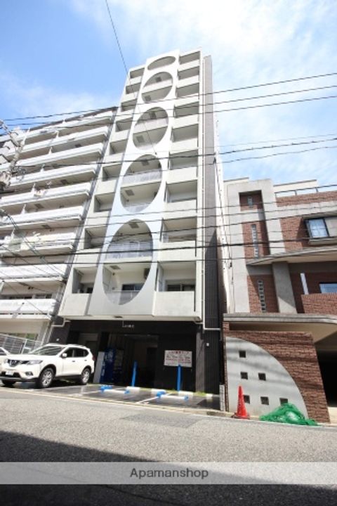 広島県広島市中区鶴見町の賃貸マンションの外観