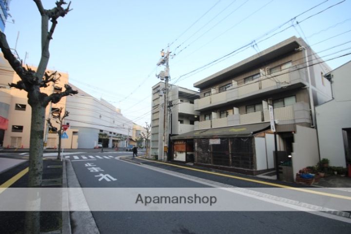 広島県広島市西区草津新町2丁目の賃貸マンションの外観