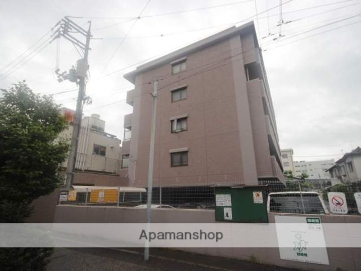 広島県広島市東区戸坂山崎町の賃貸マンションの外観