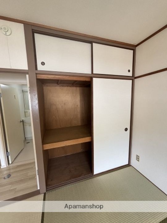 広島県広島市安佐南区高取北1丁目の賃貸マンションの内装