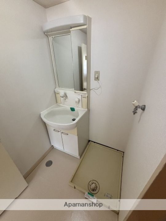 広島県広島市安佐南区高取北1丁目の賃貸マンションの内装