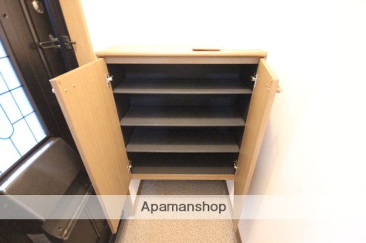 広島県広島市佐伯区八幡東4丁目の賃貸アパートの内装