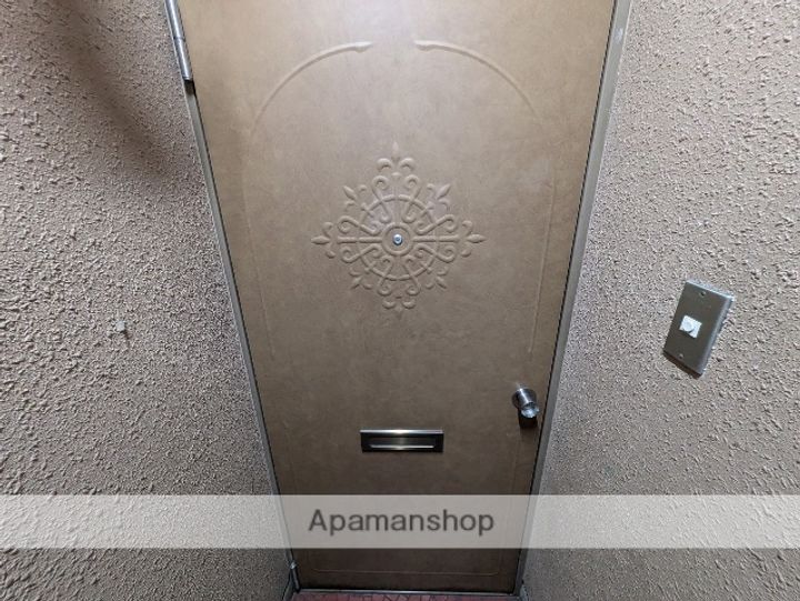 広島県広島市中区住吉町の賃貸マンションの内装