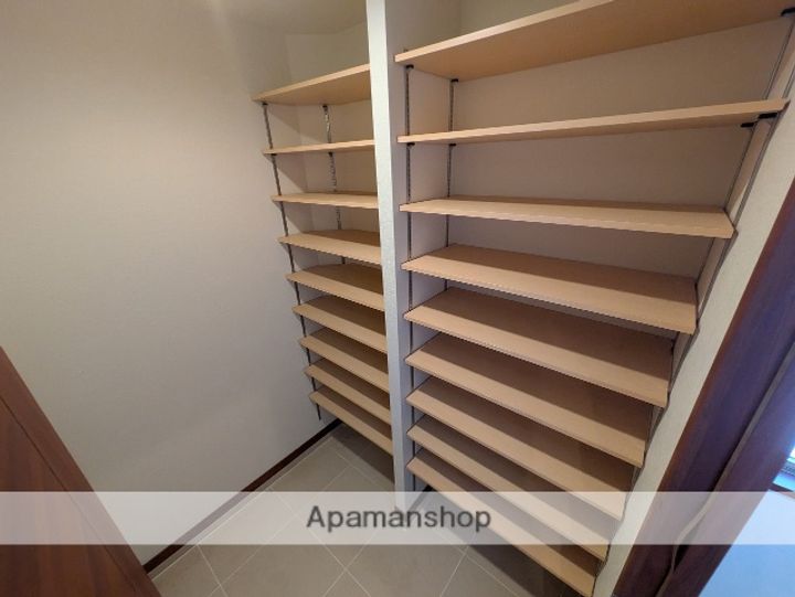 広島県広島市中区上幟町の賃貸マンションの内装