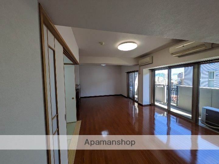 広島県広島市中区上幟町の賃貸マンションの内装