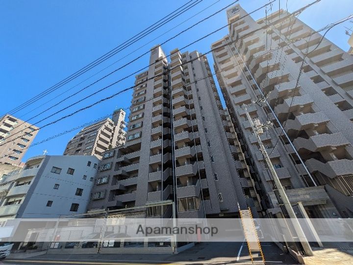 広島県広島市中区上幟町の賃貸マンションの外観