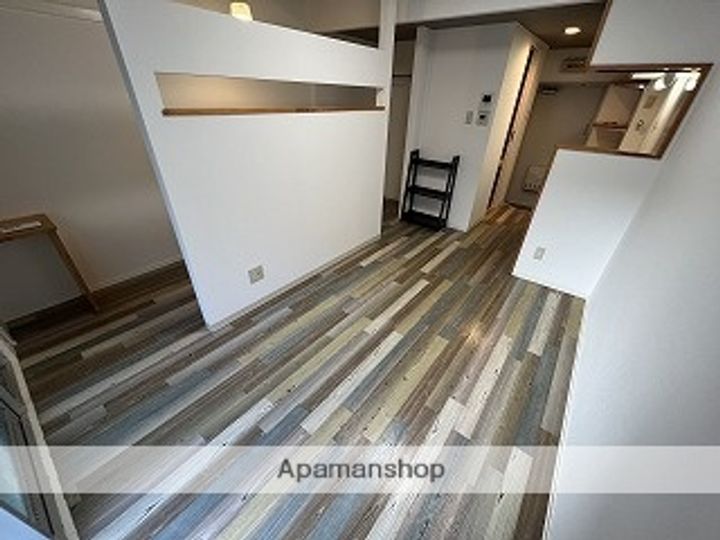 広島県広島市東区牛田東2丁目の賃貸マンションの居間