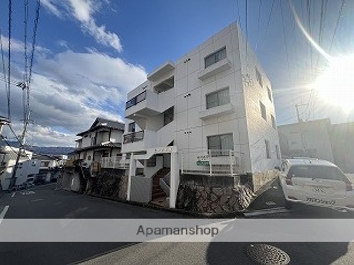 広島県安芸郡府中町青崎東の賃貸マンションの外観
