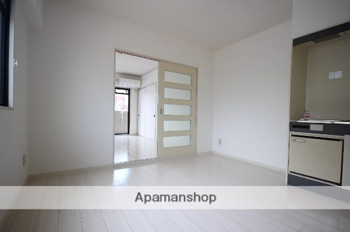 広島県広島市中区榎町の賃貸マンション204の内装