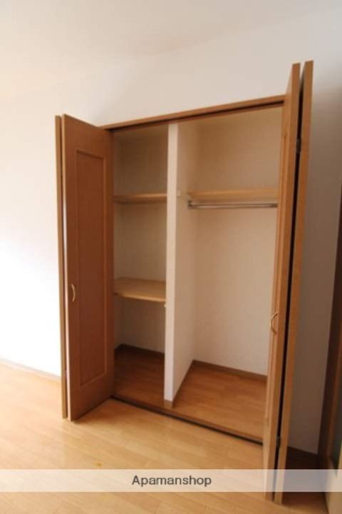 広島県広島市中区白島北町の賃貸マンションの内装