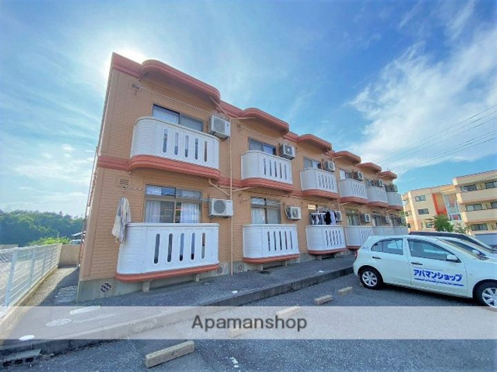 広島県広島市安佐南区大塚東2丁目の賃貸アパートの外観