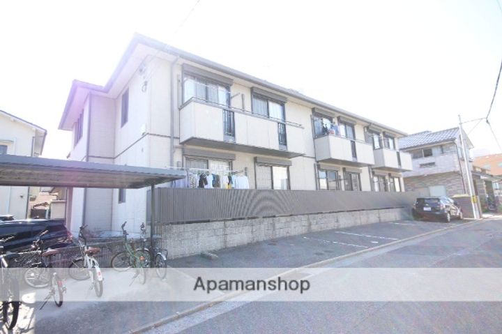 広島県安芸郡府中町浜田2丁目の賃貸アパートの外観