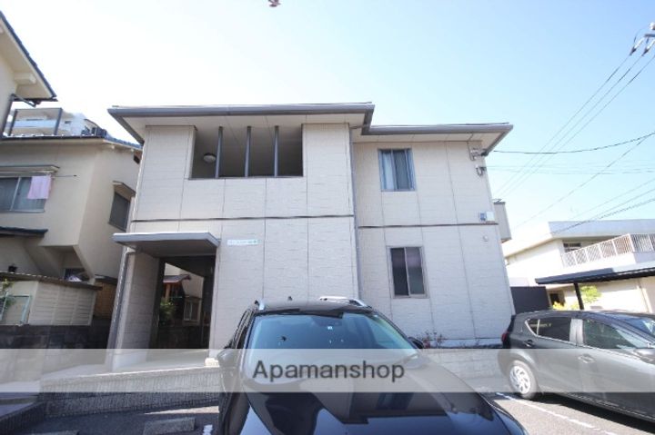 広島県安芸郡府中町浜田2丁目の賃貸アパートの外観