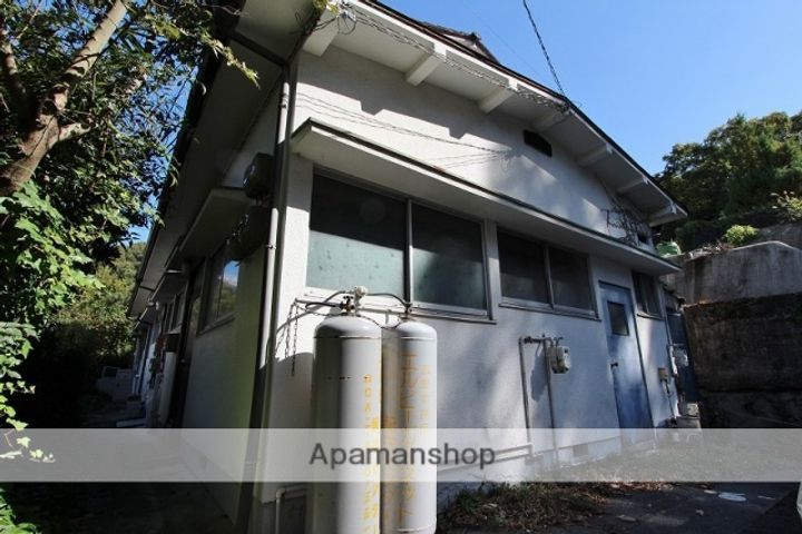 広島県広島市安芸区船越6丁目の賃貸アパートの外観