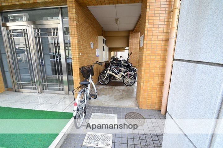 広島県広島市安佐南区祇園1丁目の賃貸マンションの外観