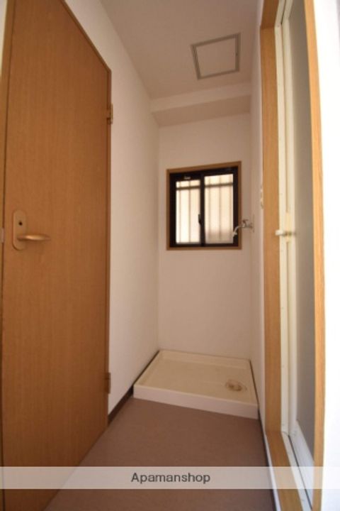 広島県広島市南区宇品海岸2丁目の賃貸マンションの内装