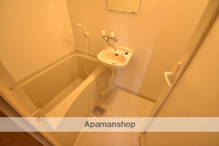 広島県広島市南区宇品海岸2丁目の賃貸マンションの風呂