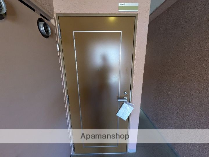 広島県広島市中区東平塚町の賃貸マンションの内装