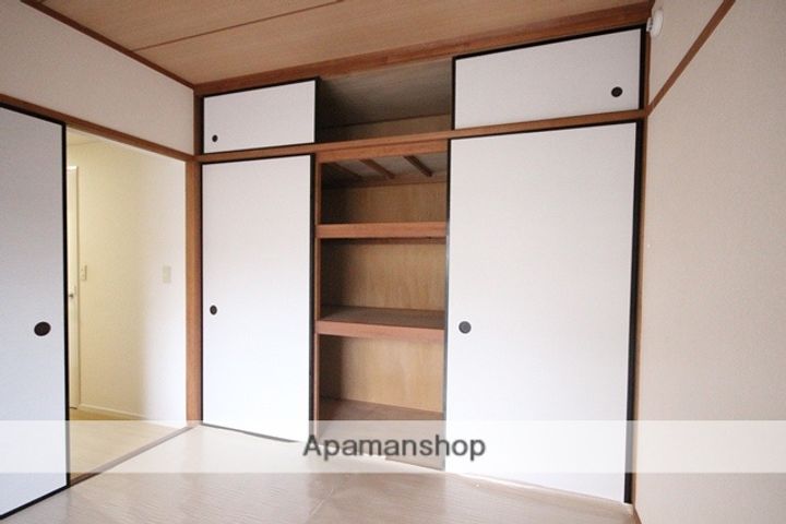 広島県広島市西区井口台2丁目の賃貸マンションの内装