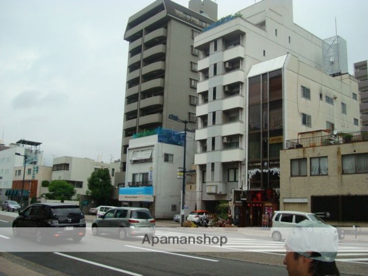 広島県広島市中区東白島町の賃貸マンションの外観