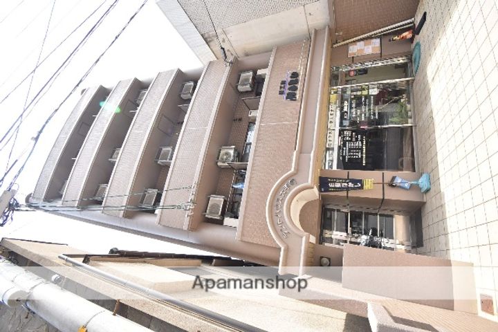 広島県広島市中区大手町3丁目の賃貸マンションの外観