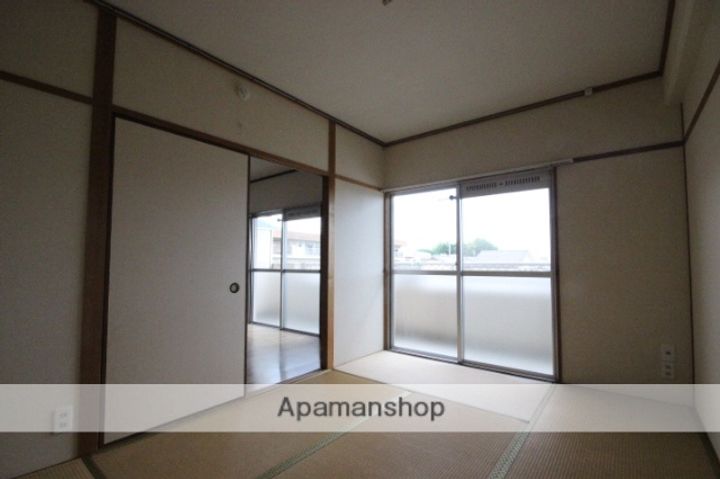 広島県広島市佐伯区皆賀3丁目の賃貸マンションの内装