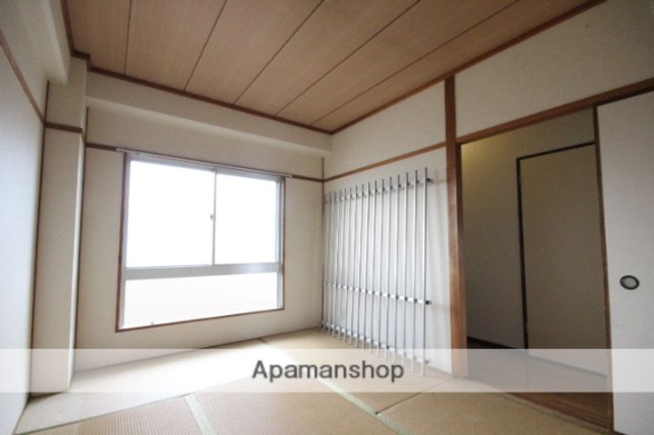 広島県広島市佐伯区皆賀3丁目の賃貸マンションの内装