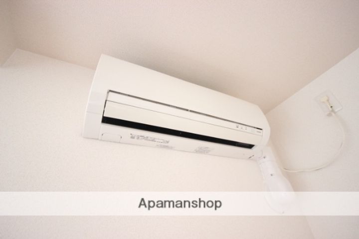 広島県広島市東区若草町の賃貸マンションの内装