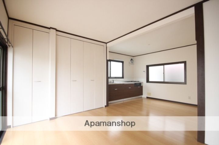 広島県広島市西区庚午中2丁目(一戸建)の賃貸物件の居間