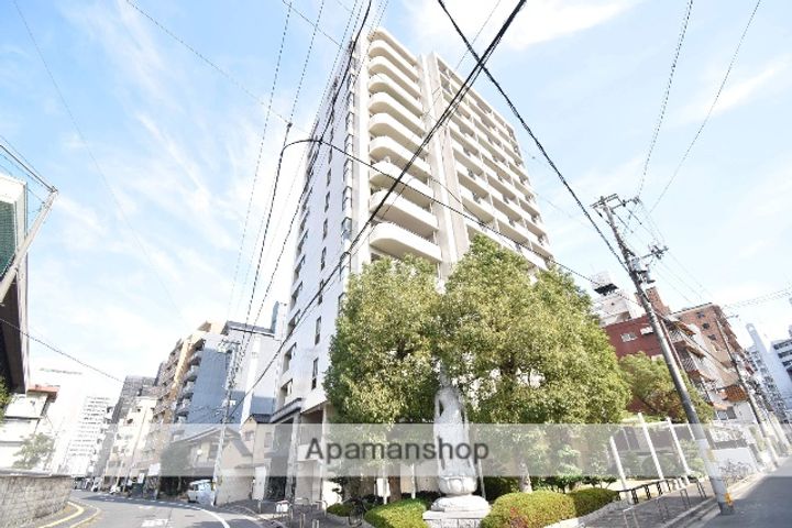 広島県広島市中区小町の賃貸マンションの外観