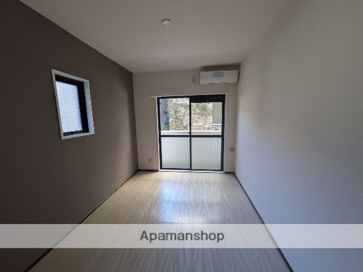 広島県広島市中区西川口町の賃貸マンションの内装