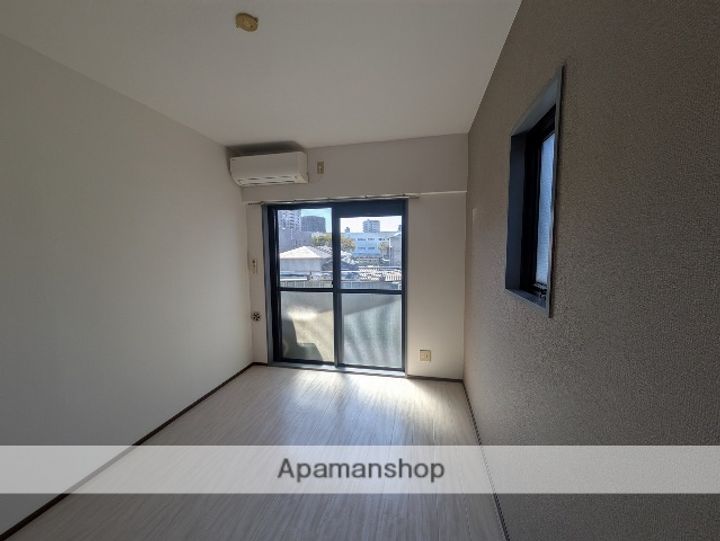 広島県広島市中区西川口町の賃貸マンションの内装