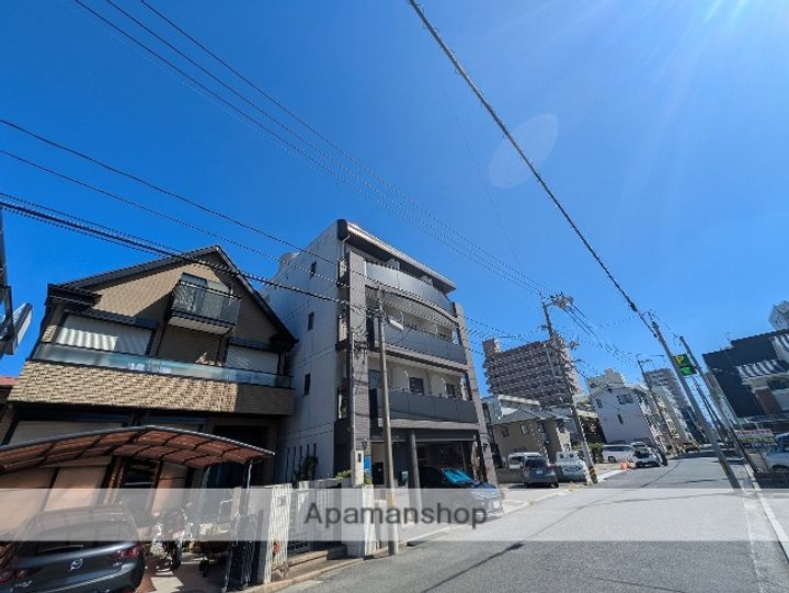 広島県広島市中区西川口町の賃貸マンションの外観