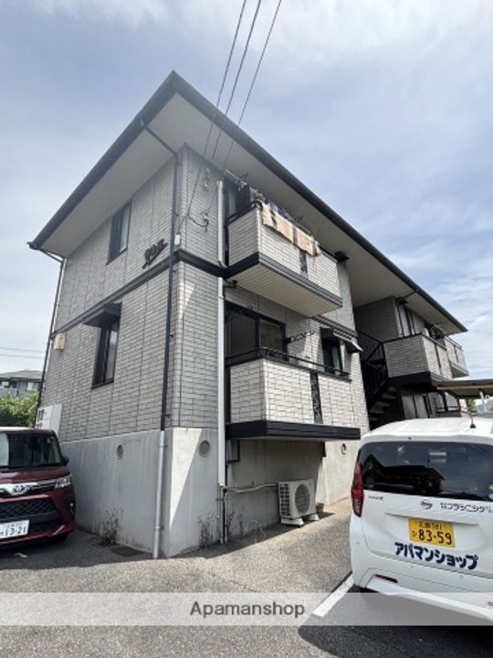 広島県広島市安佐南区上安2丁目の賃貸アパートの外観