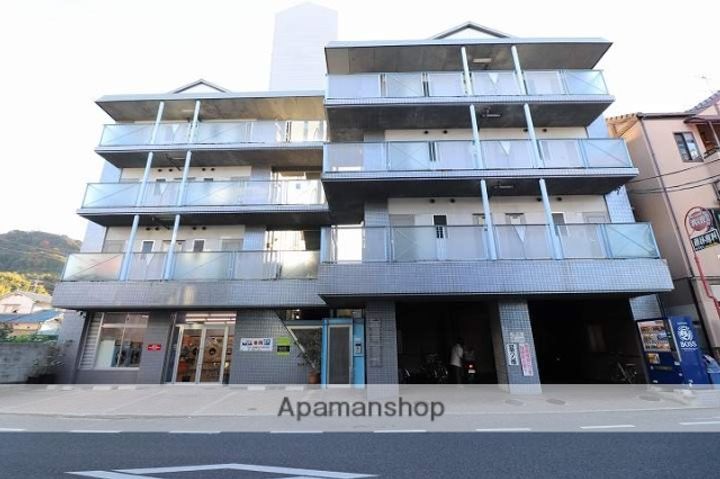 広島県広島市南区東本浦町の賃貸マンションの外観