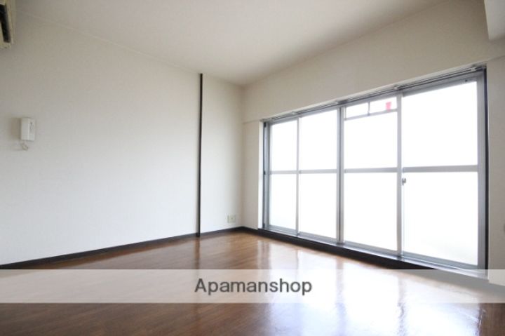 広島県広島市佐伯区五日市中央2丁目の賃貸マンションの内装