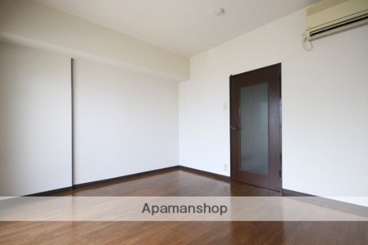 広島県広島市佐伯区五日市中央2丁目の賃貸マンションの内装