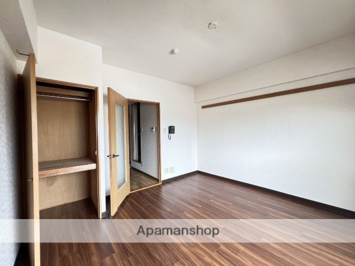 広島県広島市安佐南区高取北1丁目の賃貸マンションの内装