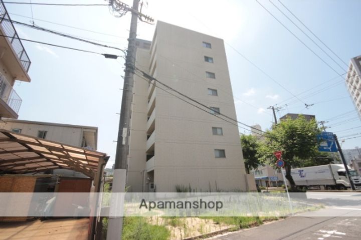 広島県広島市中区白島九軒町の賃貸マンションの外観