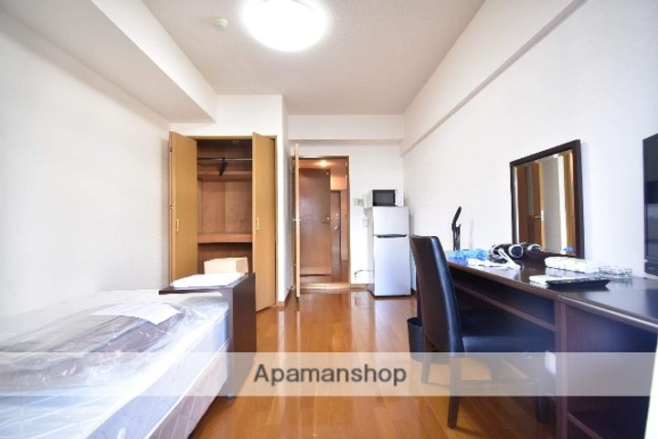 広島県広島市中区本川町2丁目の賃貸マンションの居間