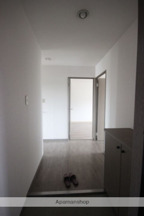 広島県広島市東区馬木4丁目の賃貸アパートの玄関