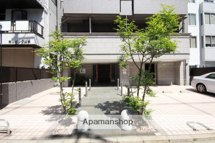 広島県広島市中区住吉町の賃貸マンション801の外観