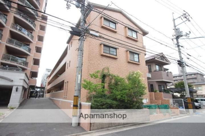 広島県広島市東区戸坂山崎町の賃貸マンションの外観