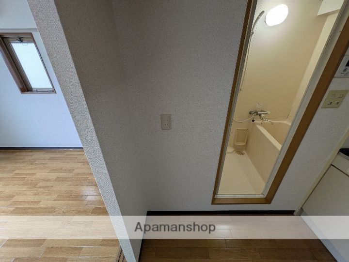 広島県広島市南区宇品御幸4丁目の賃貸マンションの内装